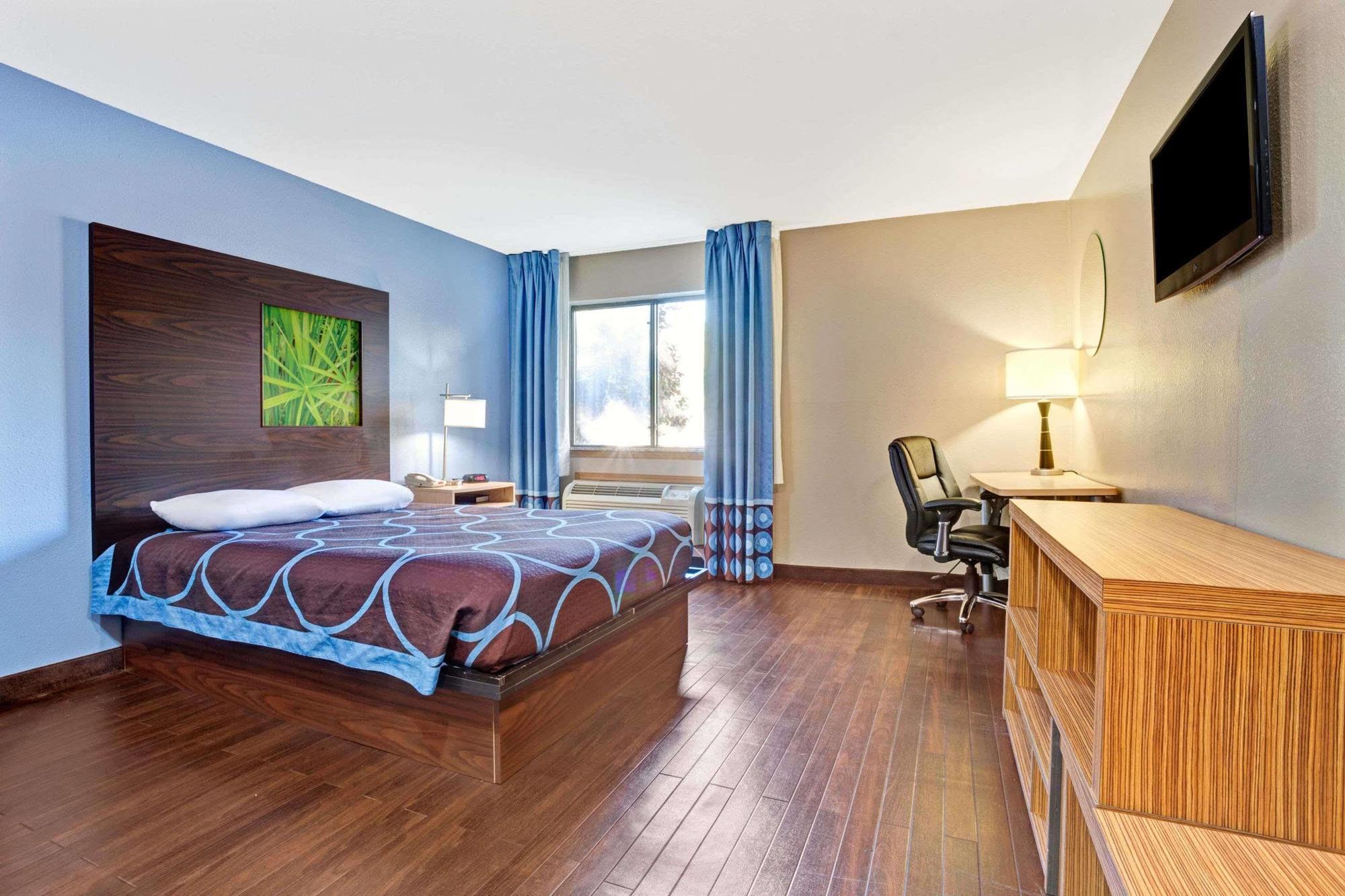 Super 8 By Wyndham Louisville Airport Bagian luar foto